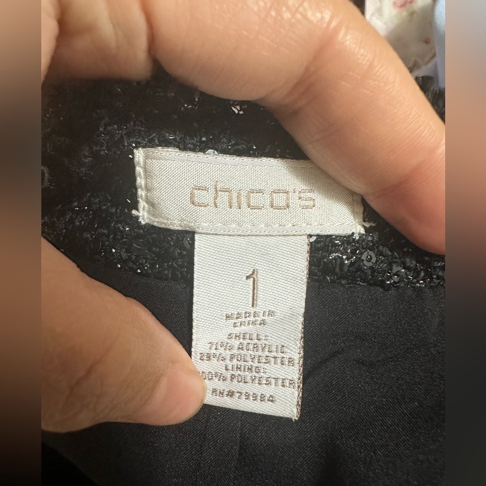 Chico's Women Black Tweed Sequin Blazer/Jacket with Fringe size 1 or small - Picture 7 of 7